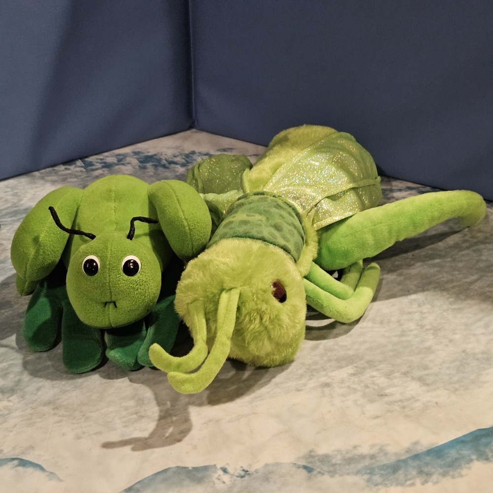 Petting Zoo Dragonfly Plush & Green Bug Finger Puppet Bundle Stuffed Animal Lot - Picture 3 of 14